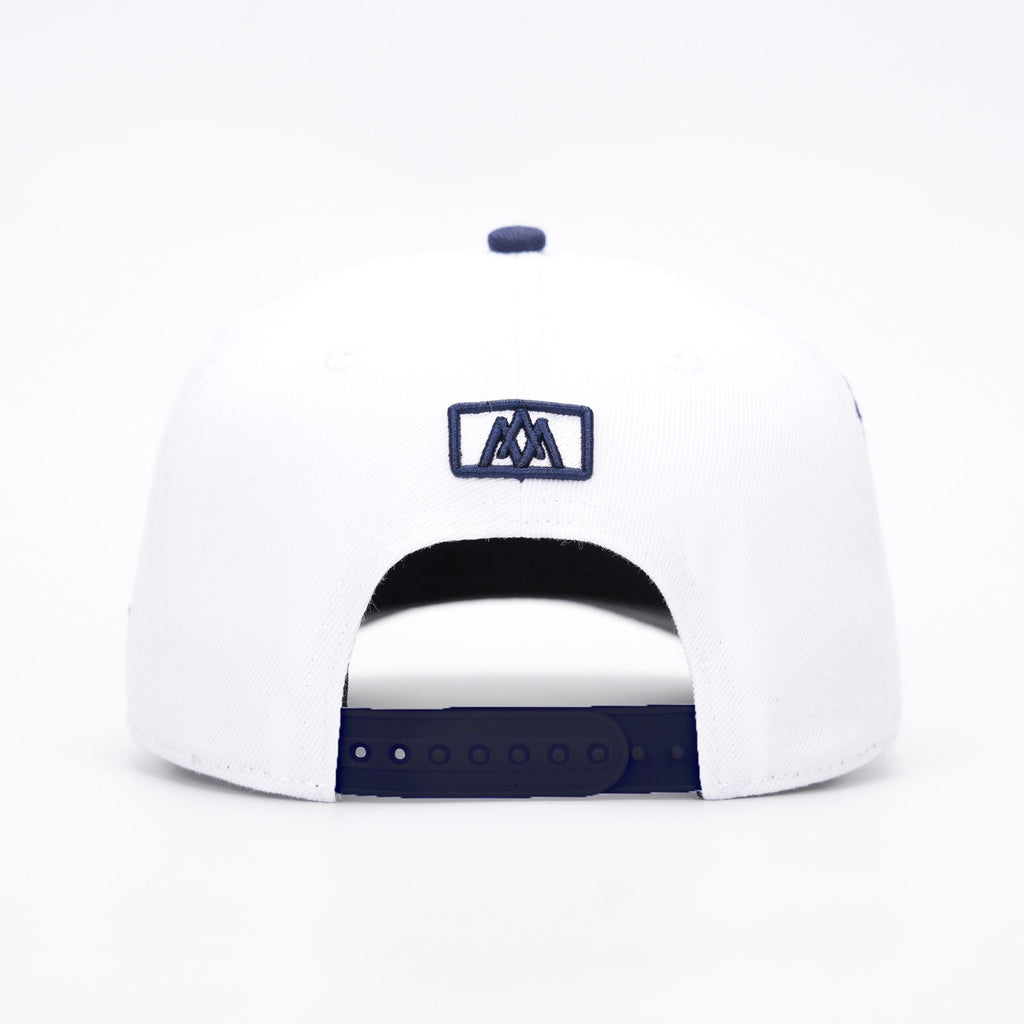 ‘7’ Premium SnapBack - White/Navy